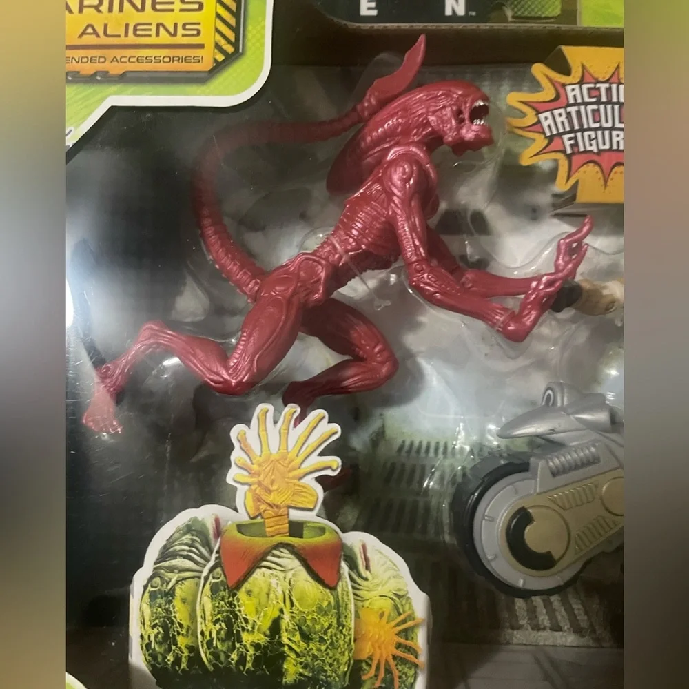 XENOMORPH SWARM Colonial Marines vs Aliens w/ Rover Bike Commando Walmart NEW